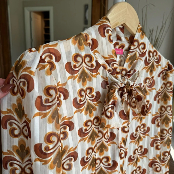 Flying Tomato Retro Floral Blouse - Brown and Cream - Picture 5 of 8